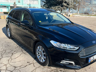 Ford Mondeo foto 2