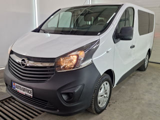 Opel Vivaro foto 1