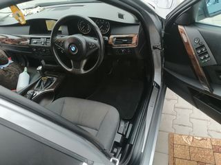 BMW 5 Series foto 4