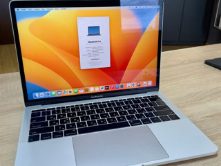 Apple MacBook Pro 13" 2017 Silver 8GB Ram 256GB SSD foto 1