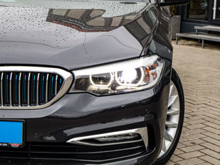 BMW 5 Series foto 9