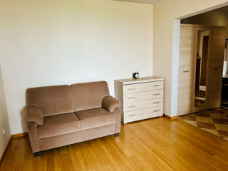 Bloc nou. Apartament 2 camere, zona parc, balcon, debara, parcare. foto 3