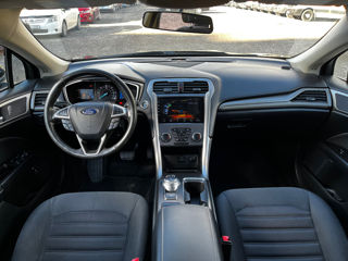 Ford Fusion foto 7