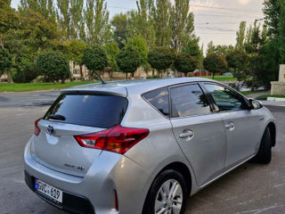 Toyota Auris foto 2