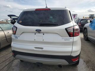 Ford Escape foto 6