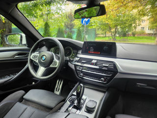 BMW 5 Series foto 11