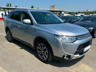 Mitsubishi Outlander foto 4