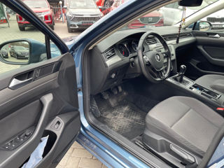 Volkswagen Passat foto 7