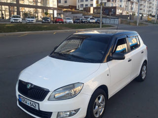 Chirie Skoda fabia 2013