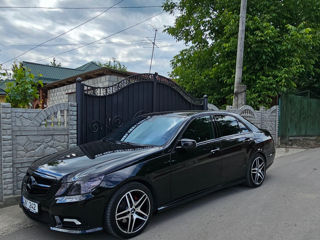 Mercedes E-Class foto 3