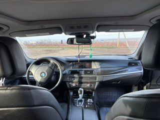 BMW 5 Series foto 6