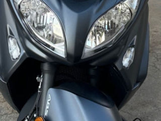 Suzuki Burgman 650