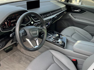 Audi Q7 foto 9