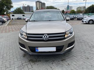 Volkswagen Tiguan foto 4