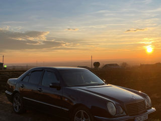 Mercedes E-Class