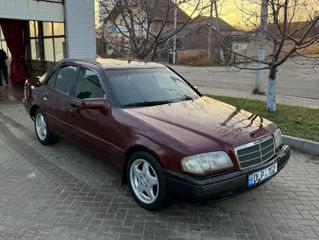 Mercedes C-Class