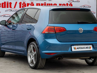 Volkswagen Golf foto 2