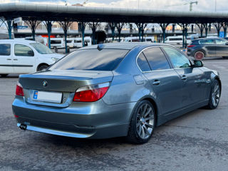 BMW 5 Series foto 7