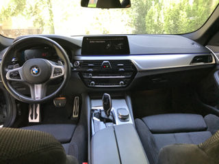 BMW 5 Series foto 5