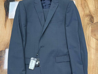 Costum  Nou Emporio Armani Size 54( M-l) foto 7