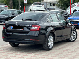 Skoda Octavia foto 4