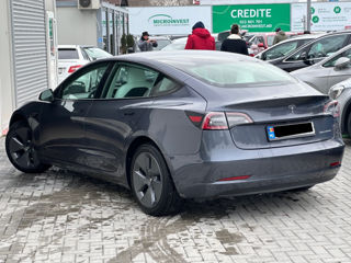 Tesla Model 3 foto 5