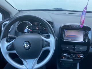 Renault Clio foto 8