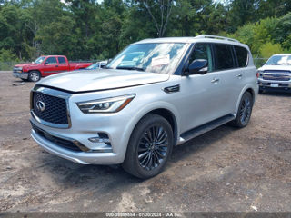 Infiniti QX80 foto 3