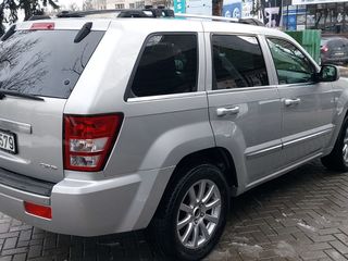 Jeep Grand Cherokee foto 3