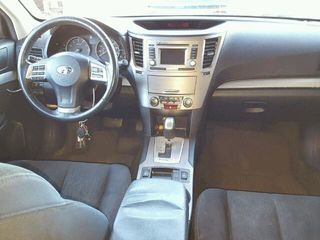 Subaru Outback foto 7