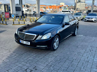 Mercedes E-Class foto 2