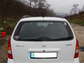 Opel Astra foto 3