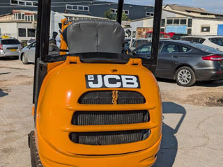 Miniexcavator JCB 8014 CTS foto 2