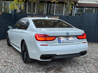 BMW 7 Series foto 4