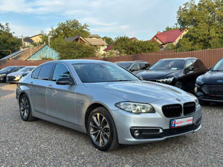 BMW 5 Series foto 2