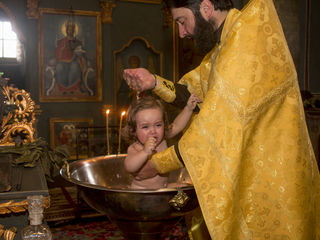 Foto-video   servicii.  Botezul, nunti, cumatrii.  Фотограф на Крещение ! Профессиональная съемка foto 7