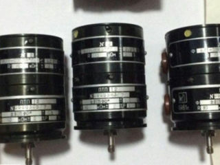 Куплю Радиодетали старые советские конденсаторы микросхемы транзисторы разъём реле foto 2