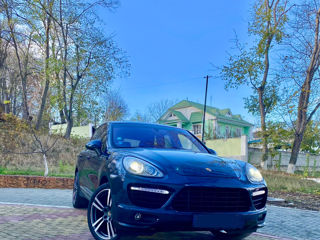 Porsche Cayenne foto 1