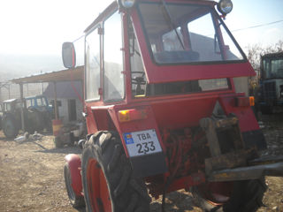 Tractor  t 30 are 592 moto ore 5299 euro