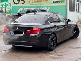 BMW 5 Series foto 3