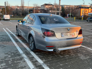 BMW 5 Series foto 4