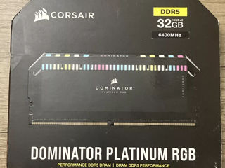 DDR5  32GB (2x16GB) Corsair Dominator Platinum RGB 6400MHz CL32