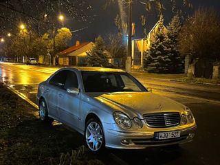 Mercedes E-Class foto 7