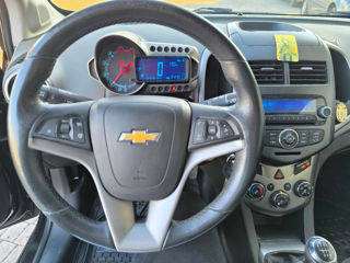 Chevrolet Aveo foto 12