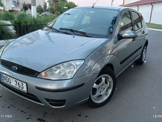 Ford Focus foto 2