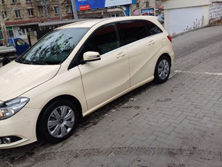 Mercedes B-Class foto 4