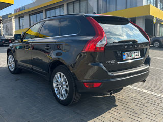 Volvo XC60 foto 3