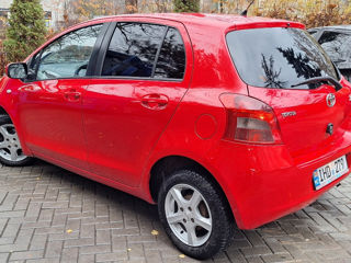 Toyota Yaris foto 4