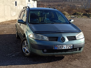 Renault Megane фото 2