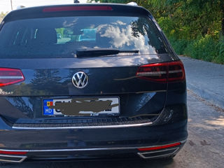 Volkswagen Passat foto 3